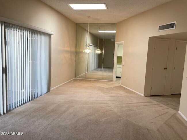 Building Photo - 16810 N Boswell Blvd