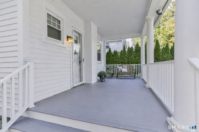 Building Photo - 309 Milbank Ave