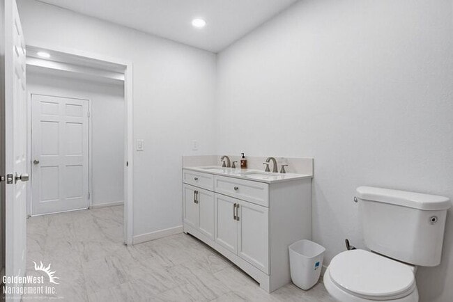 Building Photo - Newly Updated 1Bdm 1Ba Unfurnished ADU with Views in Cardiff By the Sea!