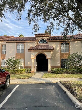 Building Photo - 4811 Brighton Terrace