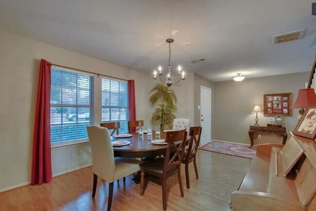 Building Photo - For Rent: Beautiful 3 Bedroom Home in Red Oak, TX!