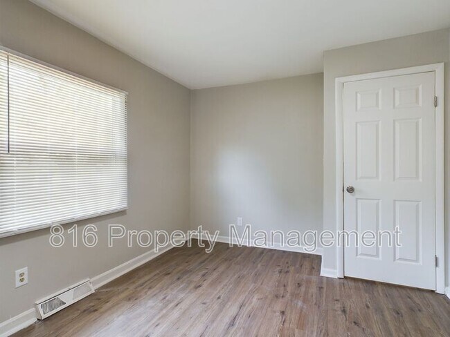 Building Photo - 11315 Booth Ave