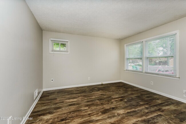 Building Photo - 3622 Foreman Ln