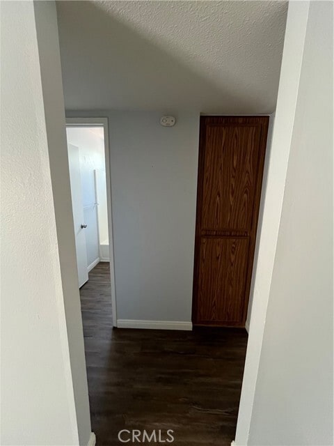Building Photo - 589 Solano Dr