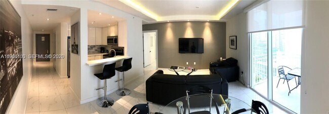 Building Photo - 185 SE 14th Terrace