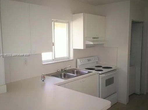 Building Photo - 937 SW 8th Pl