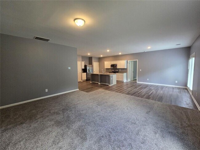 Building Photo - 104 Mccall Wy