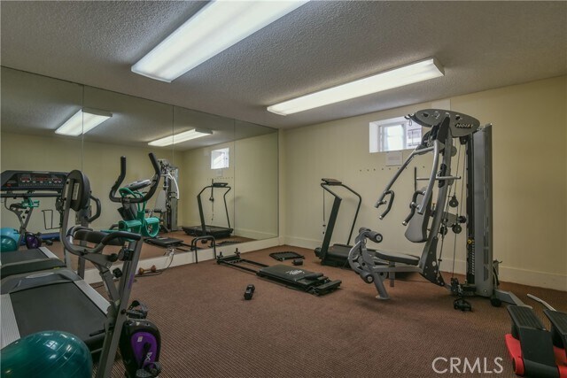 Building Photo - 811 6th St