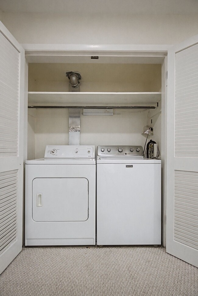 Building Photo - 116 Harding Pl