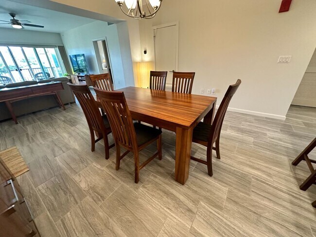 Building Photo - Furnished 2BR/2BA at Ka Malanai in Kailua + Central A/C & 2 Parking