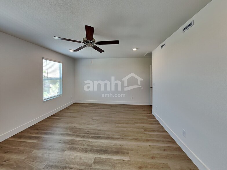 Building Photo - 4660 Flaming Ridge Trail