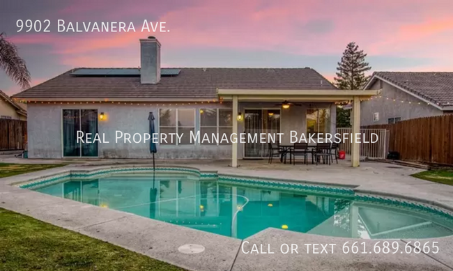 Building Photo - 9902 Balvanera Ave