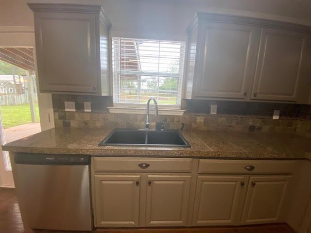 Building Photo - 418 Silverleaf Ln