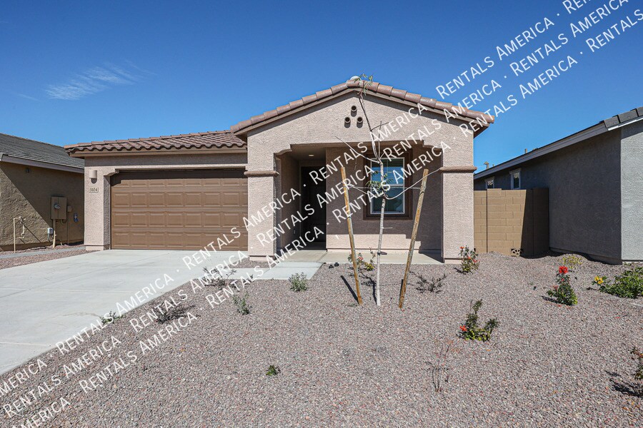 Building Photo - 3104 E Tie Down Dr