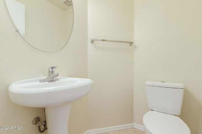 Building Photo - 11371 W Pima St