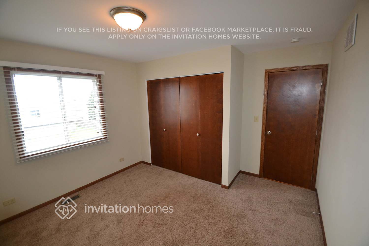 Building Photo - 328 Christine Ln