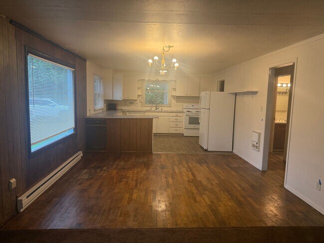 Building Photo - House for Rent!