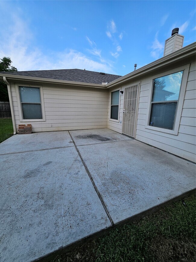 Building Photo - 1130 Concord Pl
