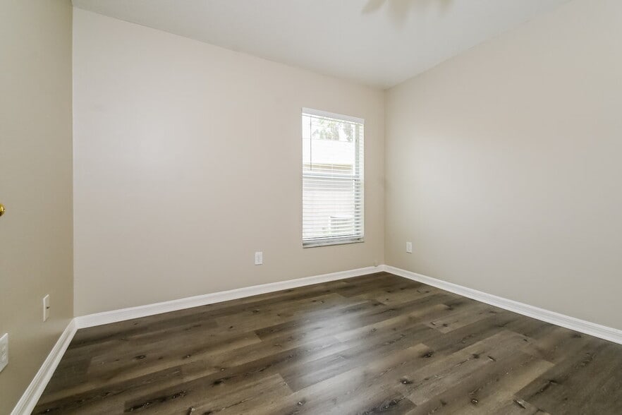 Building Photo - 12622 Montford Ln