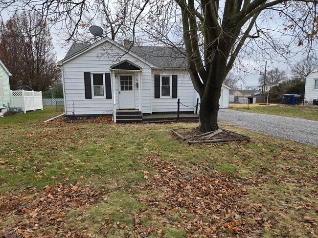 Primary Photo - 2620 37th Ave