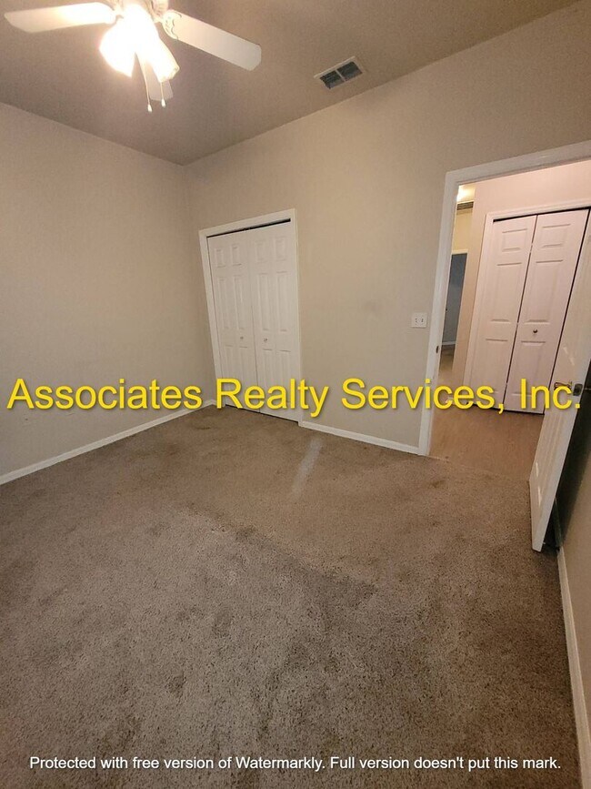 Building Photo - 4840 NW 78th Rd