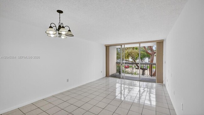 Building Photo - 10975 SW 107th St
