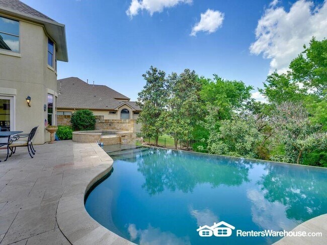 Building Photo - 206 Varco Dr