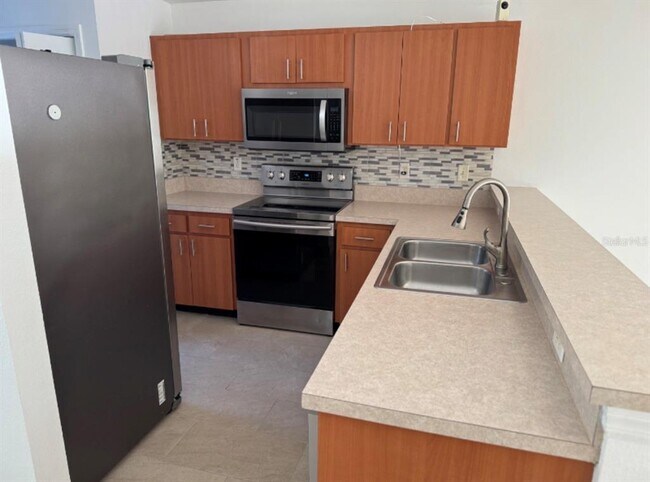 Building Photo - 2208 Mystic Ring Loop