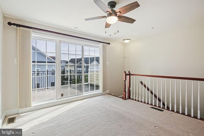 Building Photo - 5926 Talbot Dr