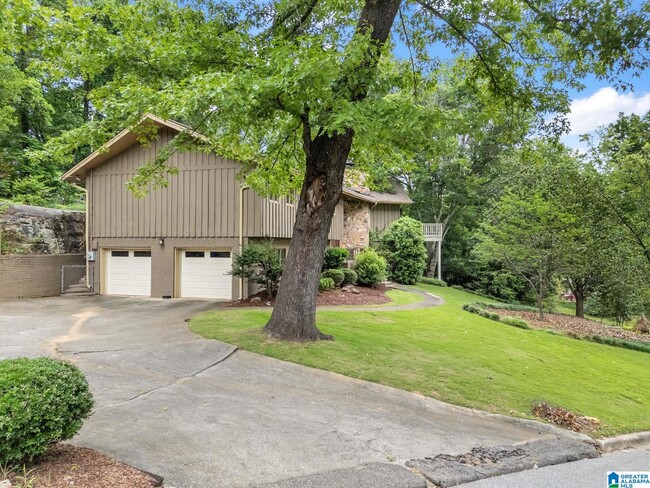 Building Photo - 373 Laredo Dr