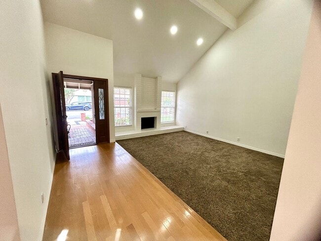 Building Photo - Beautiful 4 Bedroom/3 Bath Home with Bonus Room in Cypress, CA.   SOLAR Installed!
