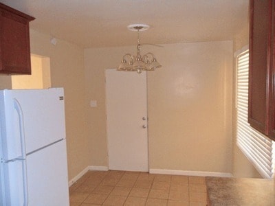 Building Photo - 3 bed, 1 bath, 1,120 sqft