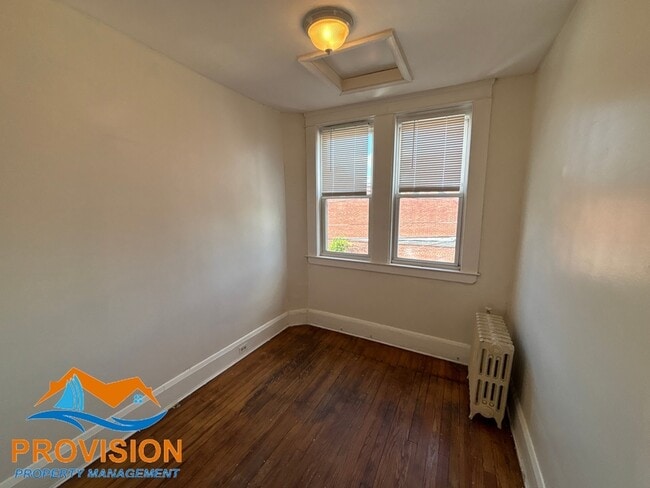 Building Photo - 102 Ventnor Terrace