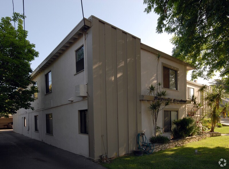 Building Photo - 1418 Magnolia St
