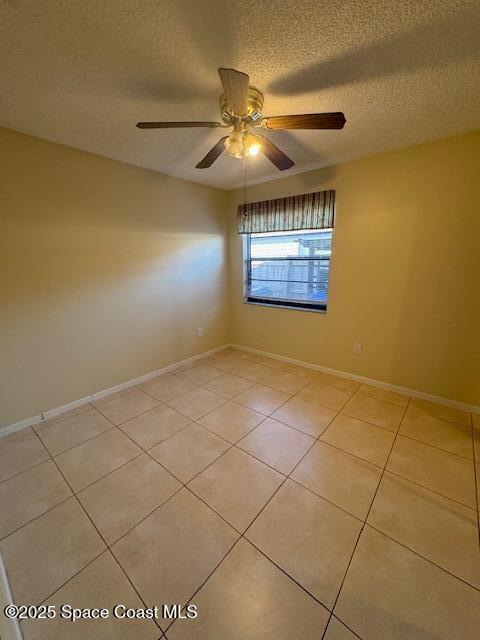 Building Photo - 819 Poinciana St