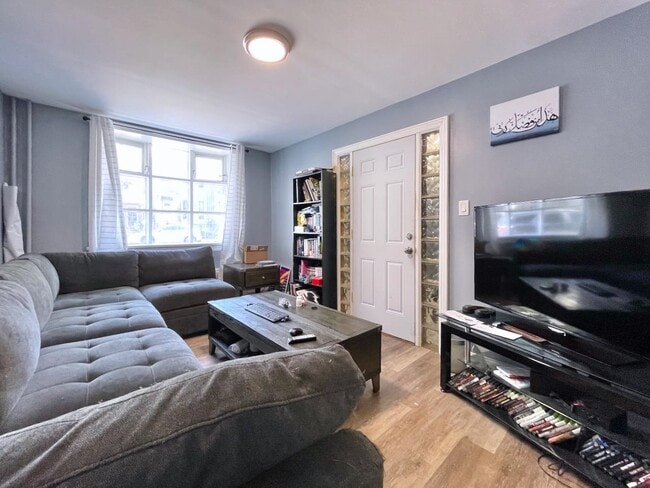 Building Photo - 173 Belmont Ave