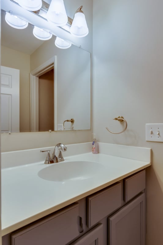 Building Photo - 2315 Rader Ridge Rd