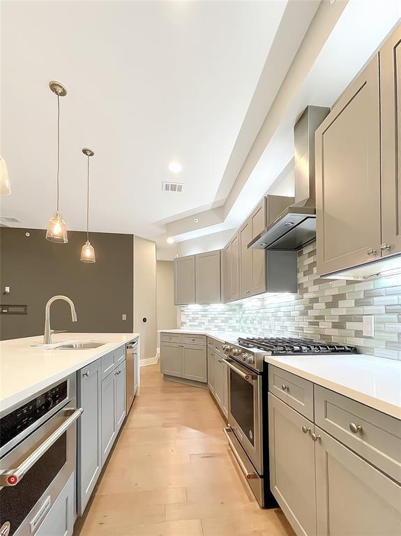 Building Photo - 908 Nueces St