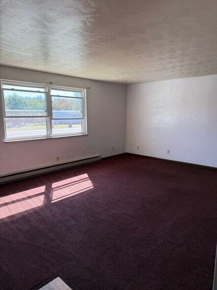 Building Photo - 16357 Irish Ridge Rd