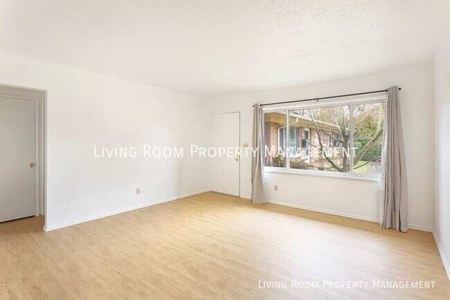 Building Photo - Remodeled 1BR/1BA in the Overlook Neighbor...