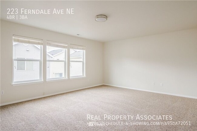 Building Photo - 223 Ferndale Ave NE