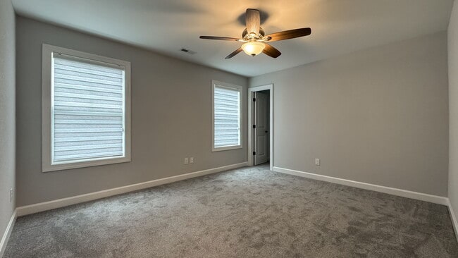 Building Photo - 3533 Parr Ln