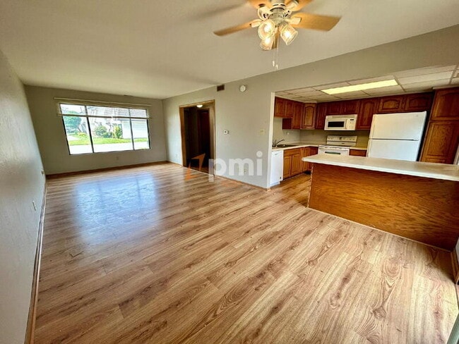 Building Photo - 6059 Delaware Dr