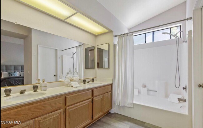 Building Photo - 408 Oak Haven Ct