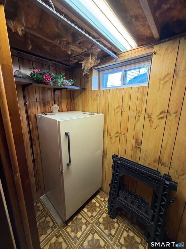 Building Photo - 23 Magnolia St