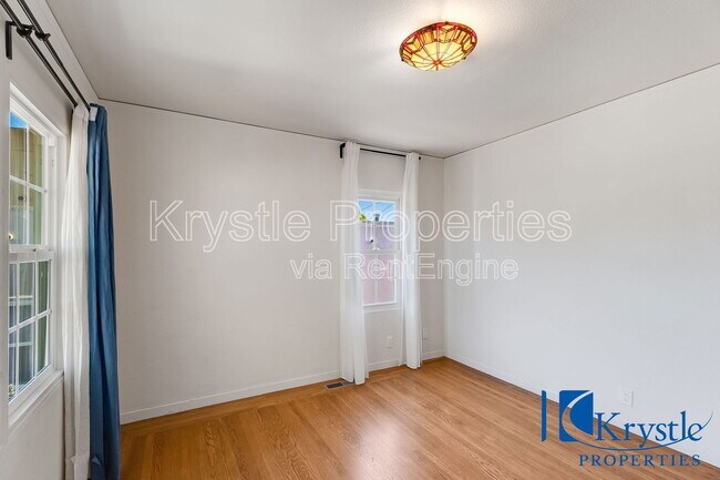 Building Photo - 1616 Fern Pl
