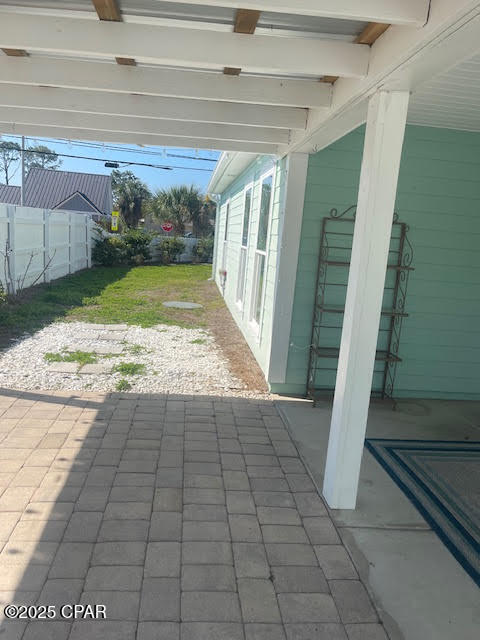 Building Photo - 6498 N Lagoon Dr