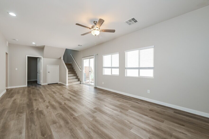 Building Photo - 8962 Harmony Hall Ave