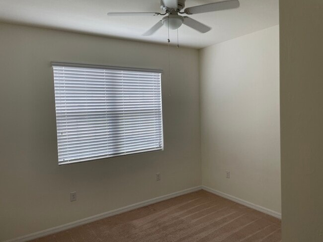 Building Photo - NW Cape Coral Single Family Home