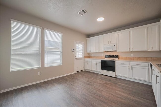 Building Photo - 16739 Libson Falls Dr